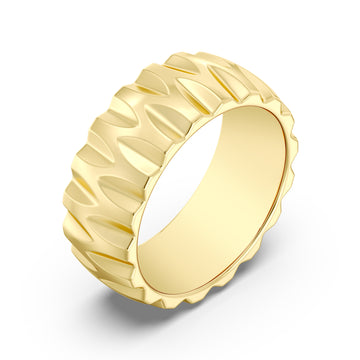 Italian-Inspired Plain Gold Bands with Beaver Bird Nest Design and Mirror Finish Polish