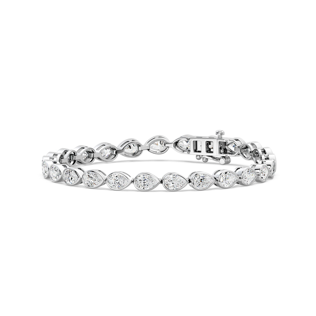 9.5 CTTW Pear Shape Diamond Bracelet in Gold – Elegant Statement Piece